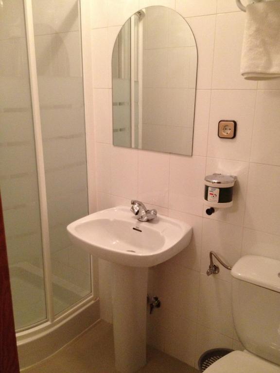 Hostal Cervantes Valdemoro Chambre photo