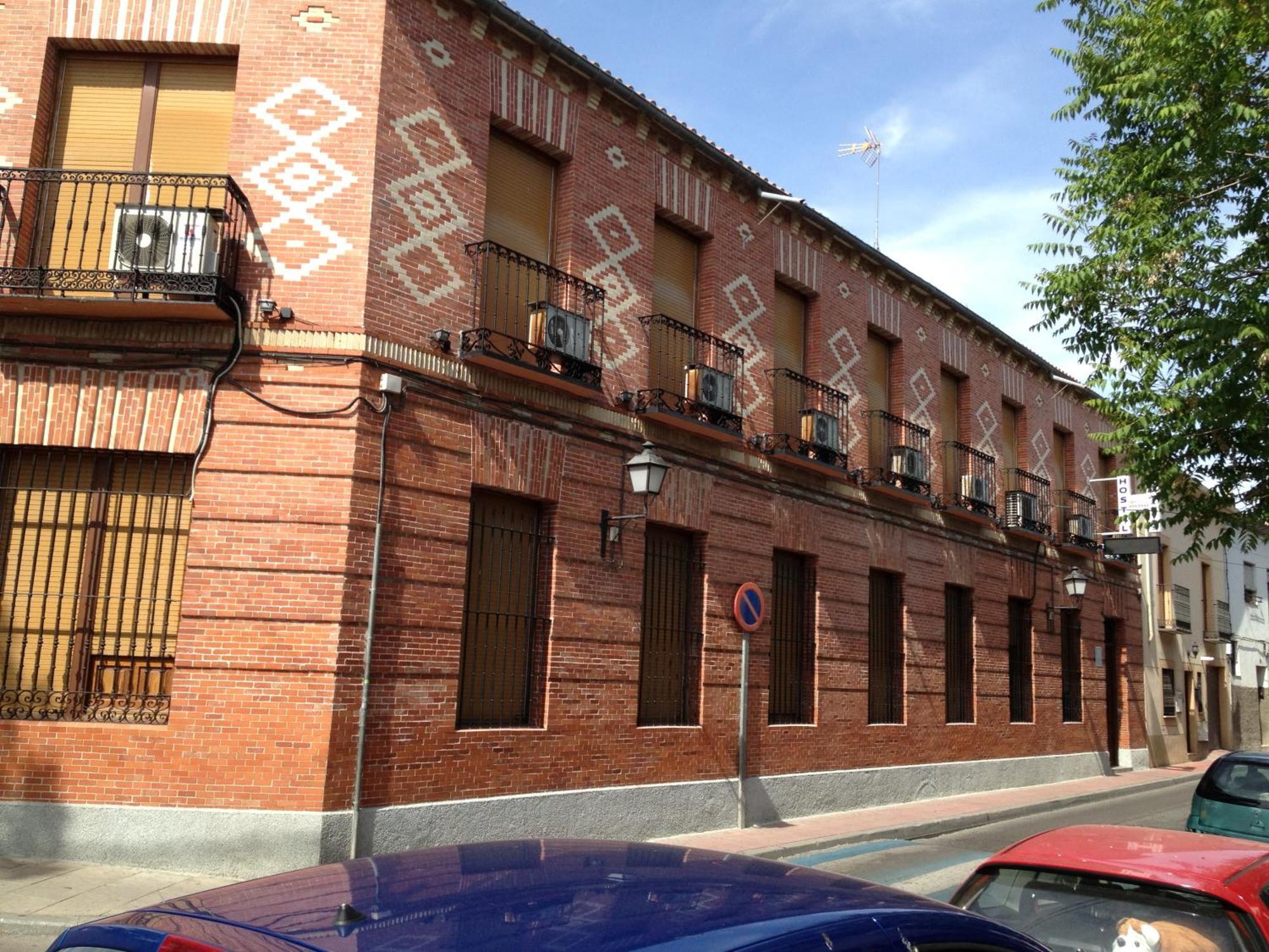 Hostal Cervantes Valdemoro Extérieur photo