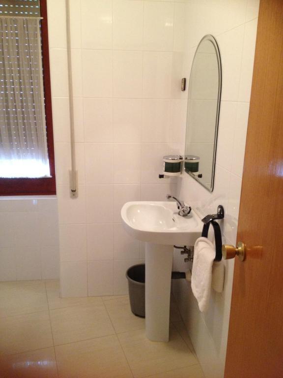 Hostal Cervantes Valdemoro Chambre photo